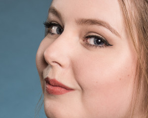 dsc eye crop